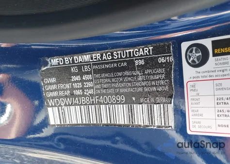 2017 Mercedes-Benz C 300 из США, поврежденный, VIN WDDWJ4JBXHF400872